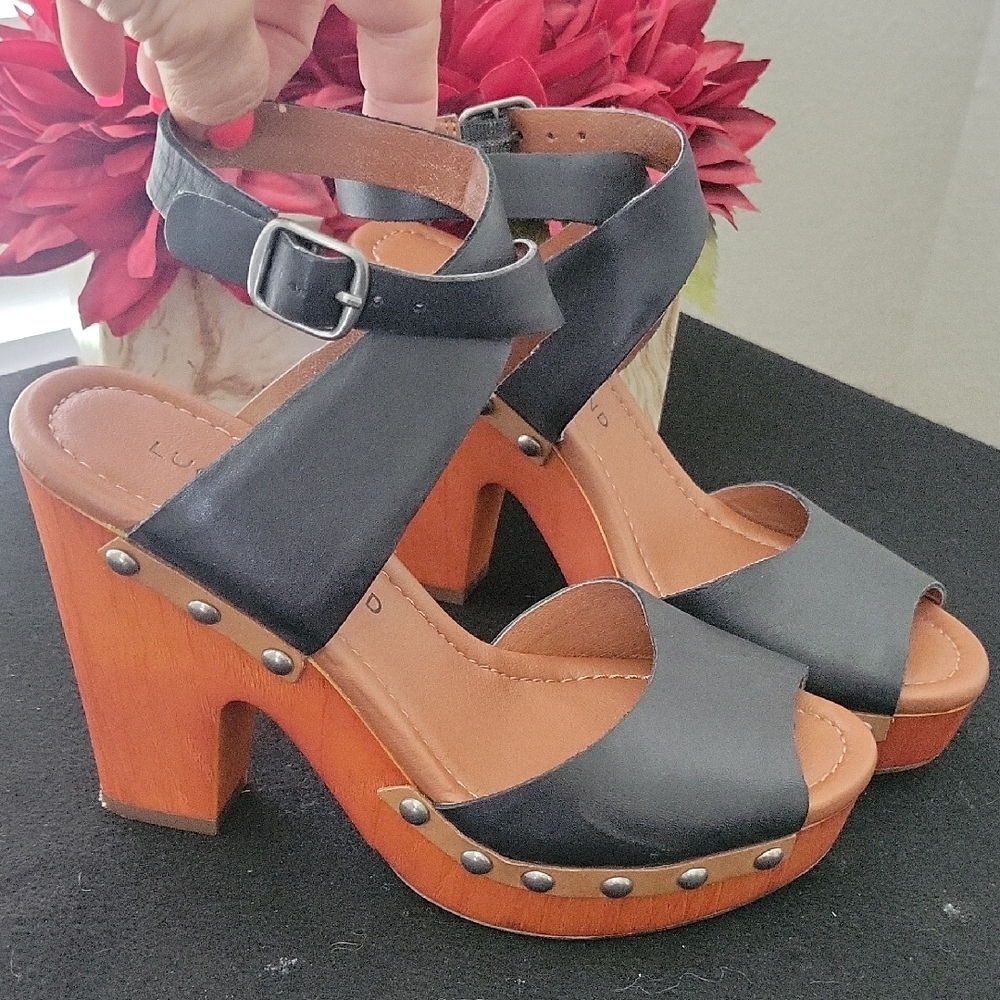 Lucky Brand Black and Brown Platform Sandals with Chunky Heel